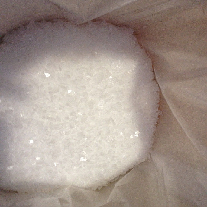 PDCB 1,4-Dichlorobenzene CAS 106-46-7 เกรดอุตสาหกรรมสําหรับการใช้ในสารล้างกลิ่นและยาฆ่าแมลง